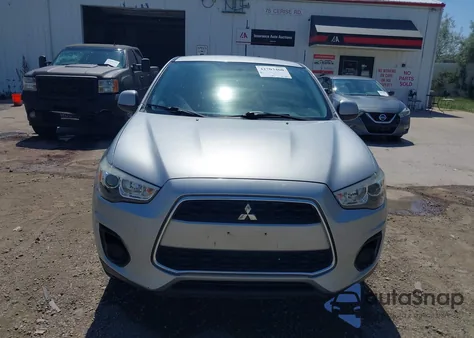 2014 Mitsubishi Outlander Sport Es z USA, uszkodzony, nr VIN 4A4AR3AUXEE022619